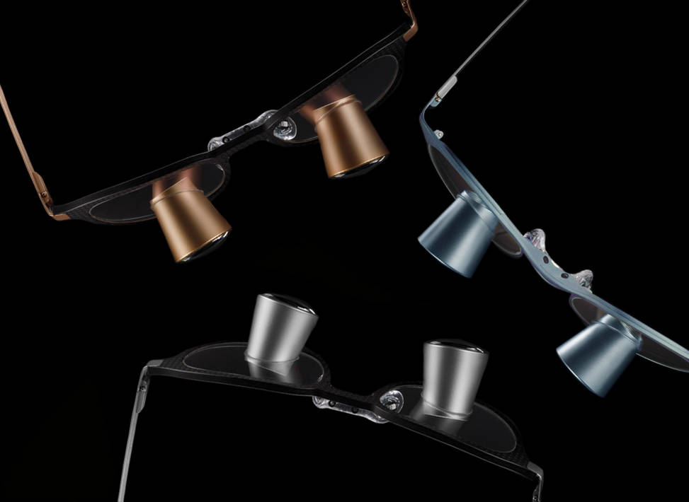 Im Uhrzeigersinn von oben links: Carbon v2 und Galilean HD Coloured Oculars in Rose Gold, Panto SPLASH und Galilean HD Coloured Oculars in Blue Slate, Carbon v2 und Galilean HD Coloured Oculars in Raw